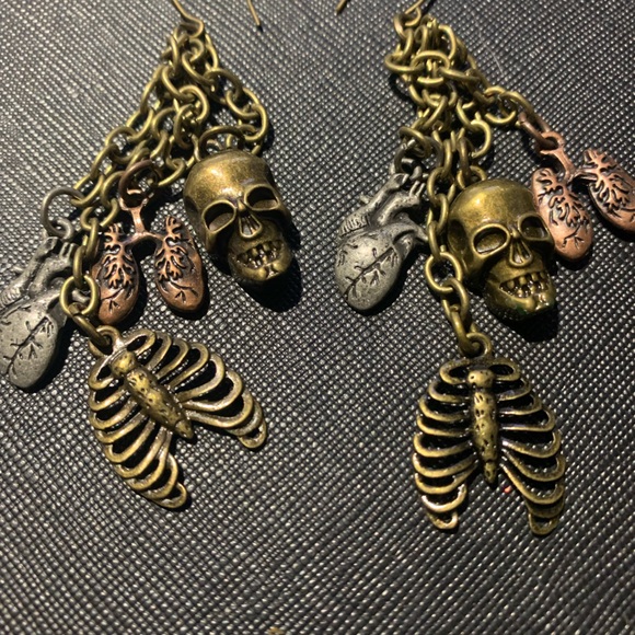 EARRINGS - Picture 3 of 3